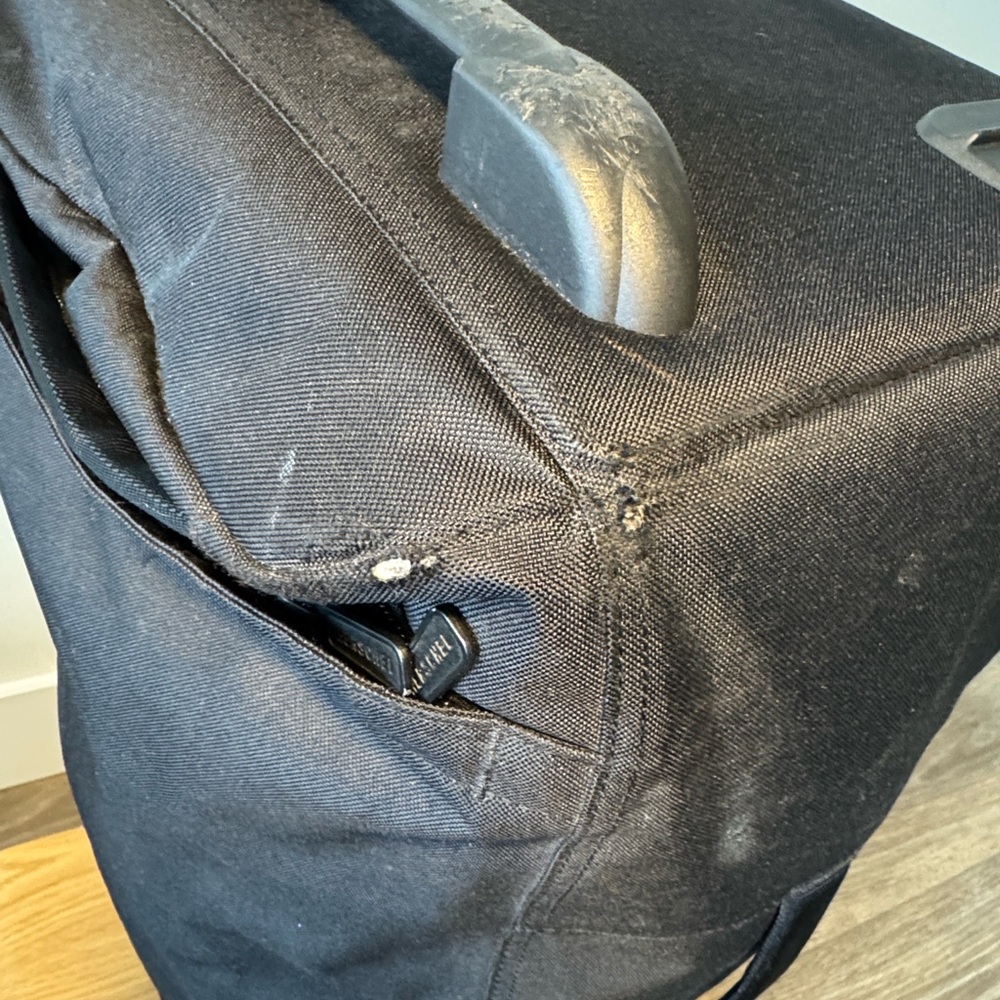 Herschel Supply Co. Outfitter Wheelie Luggage 50L - Picture 6 of 7